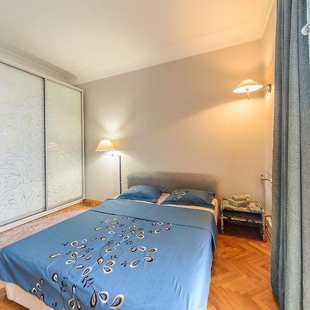 Apartment Near Olympic Stadium Kyiv Exterior photo