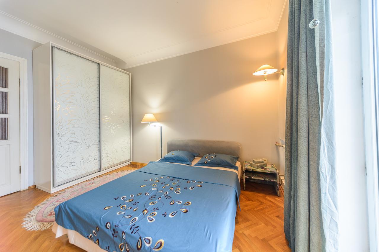 Apartment Near Olympic Stadium Kyiv Exterior photo