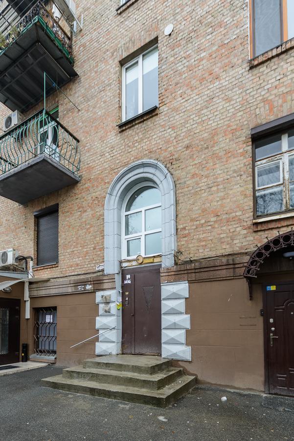 Apartment Near Olympic Stadium Kyiv Exterior photo
